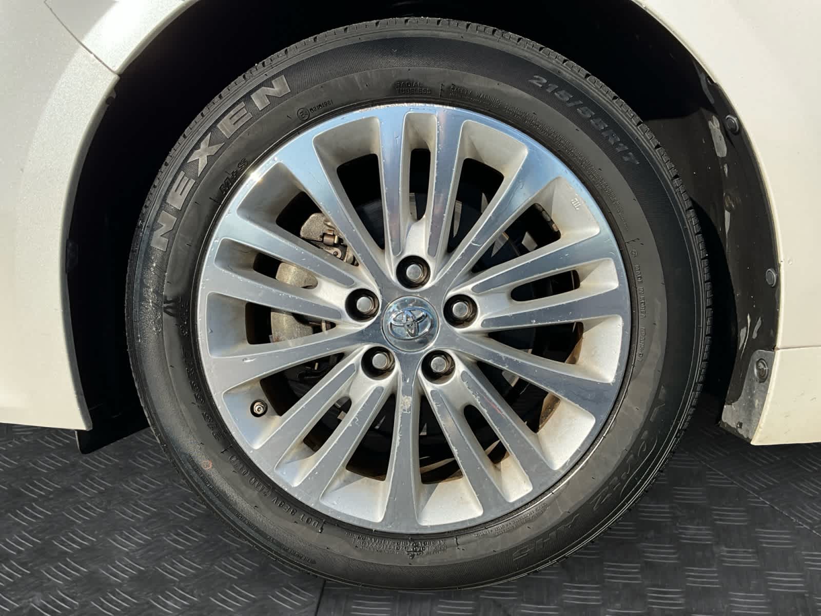 2015 Toyota Avalon Hybrid XLE Premium