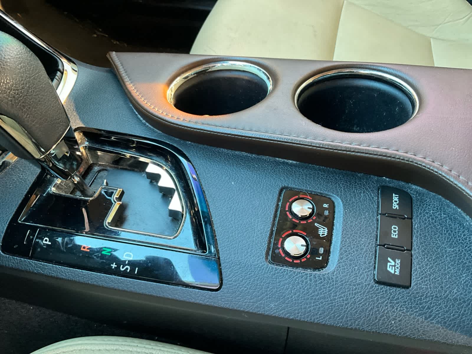 2015 Toyota Avalon Hybrid XLE Premium