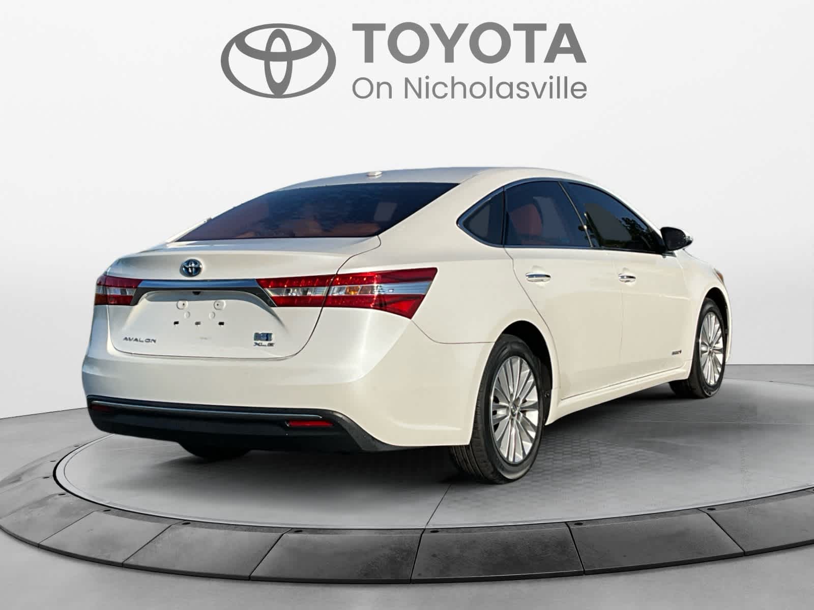 2015 Toyota Avalon Hybrid XLE Premium