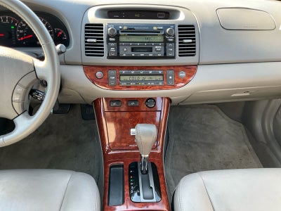 2005 Toyota Camry XLE