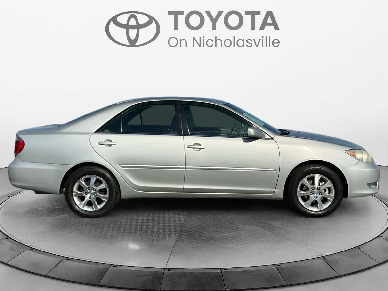 2005 Toyota Camry XLE