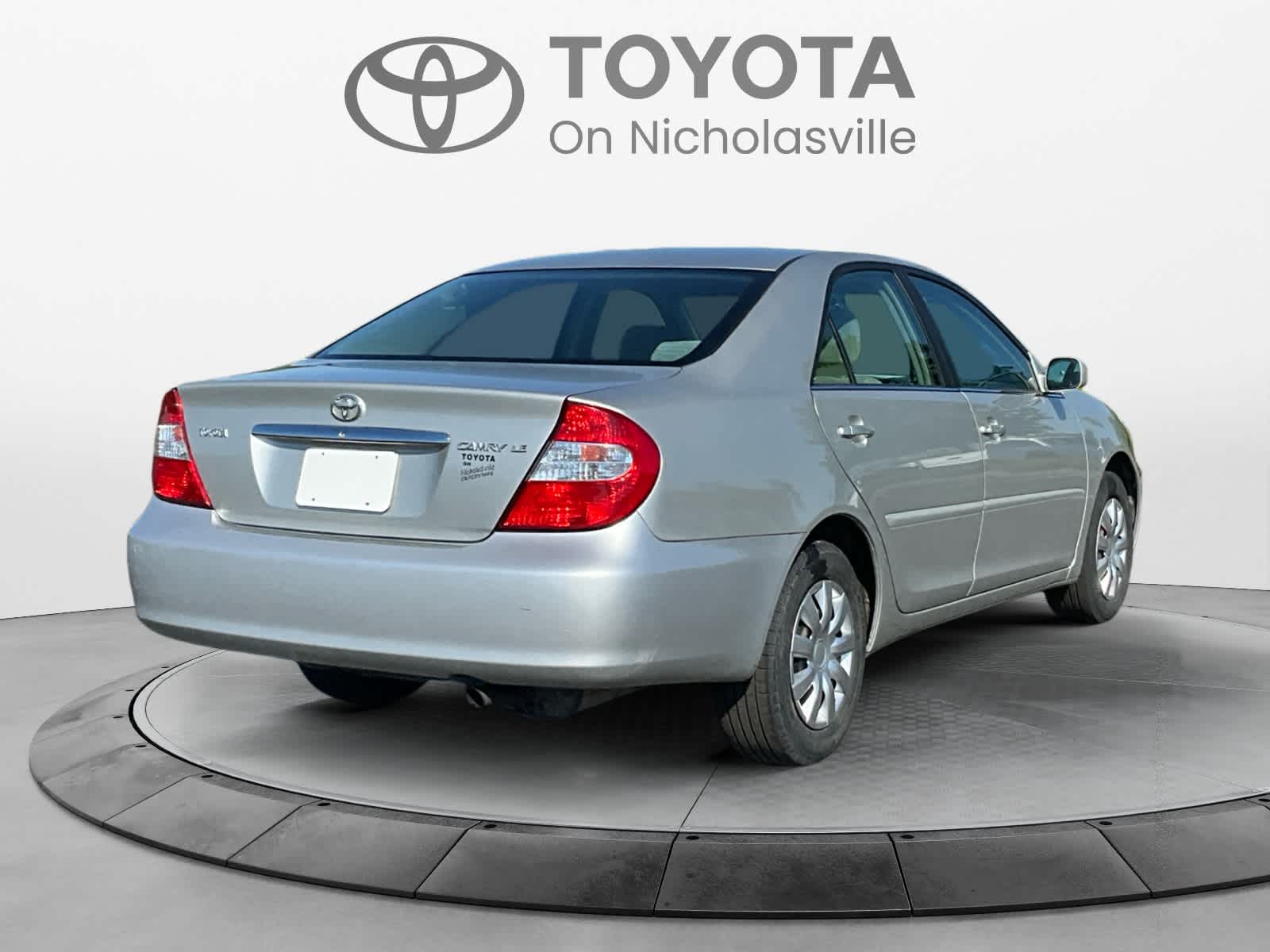 2004 Toyota Camry LE