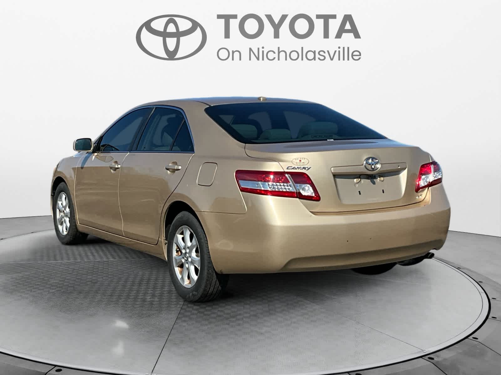2011 Toyota Camry LE
