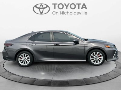 2022 Toyota Camry LE