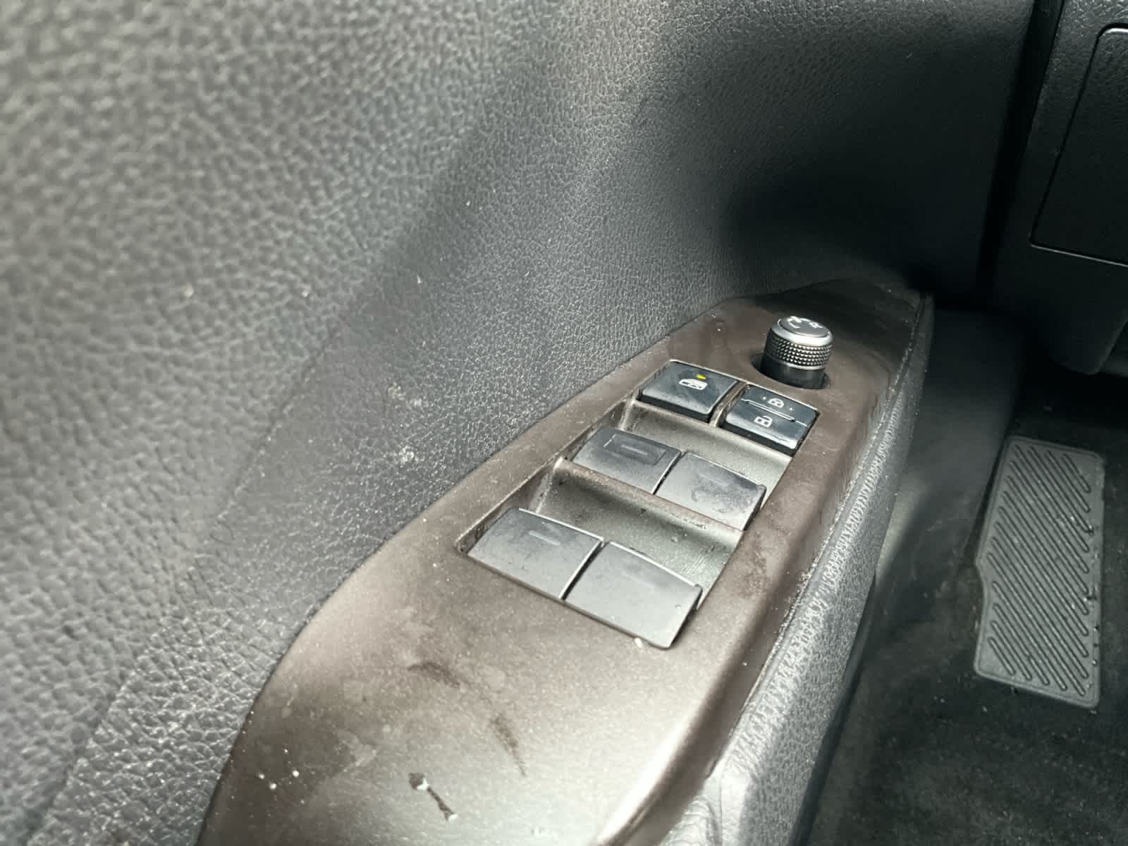 2022 Toyota Camry Hybrid XLE