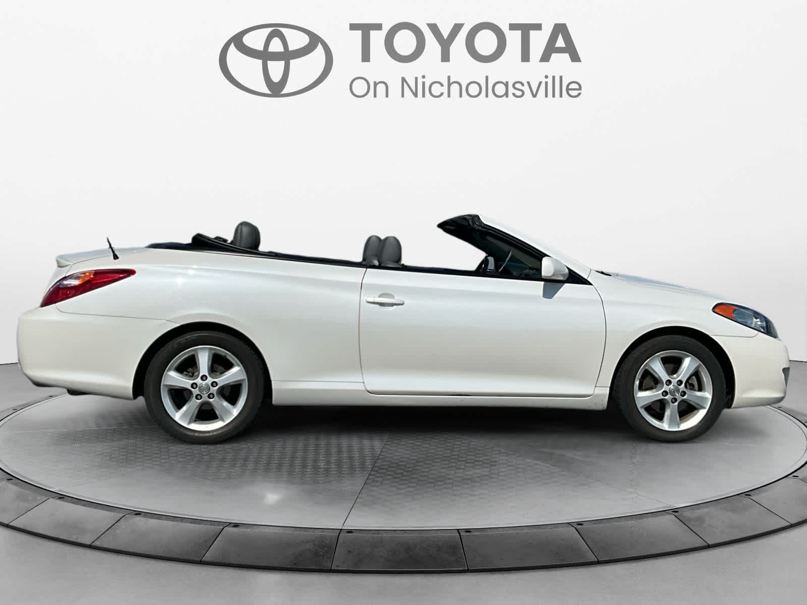 2005 Toyota Camry Solara SLE