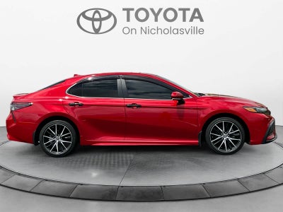 2023 Toyota Camry SE