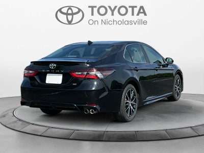 2024 Toyota Camry SE