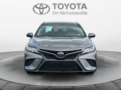2020 Toyota Camry SE