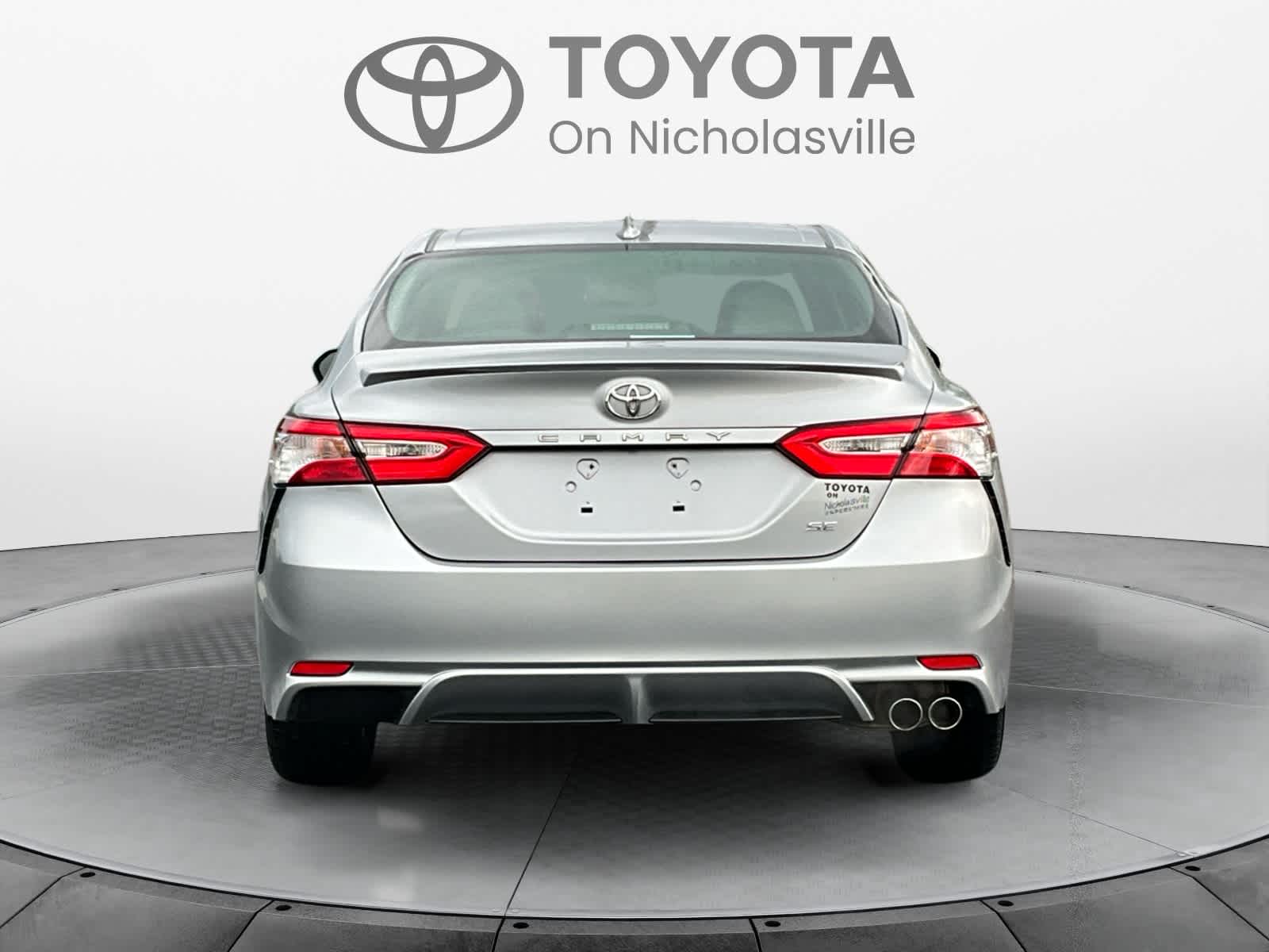 2020 Toyota Camry SE