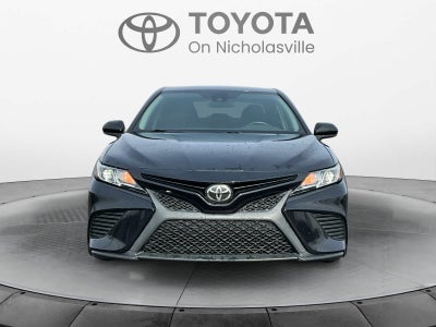 2020 Toyota Camry SE