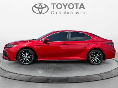 2023 Toyota Camry SE