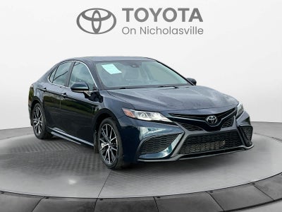 2021 Toyota Camry SE