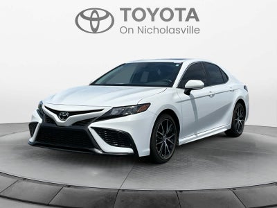 2024 Toyota Camry SE
