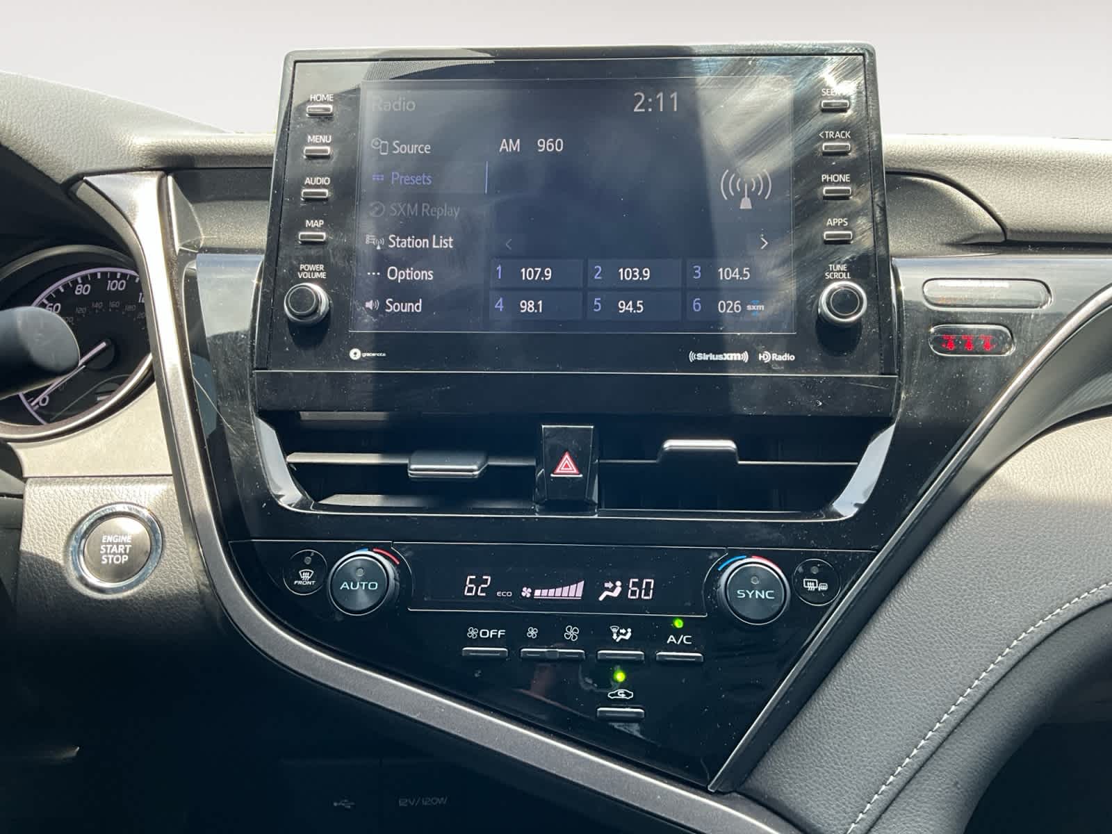 2024 Toyota Camry SE