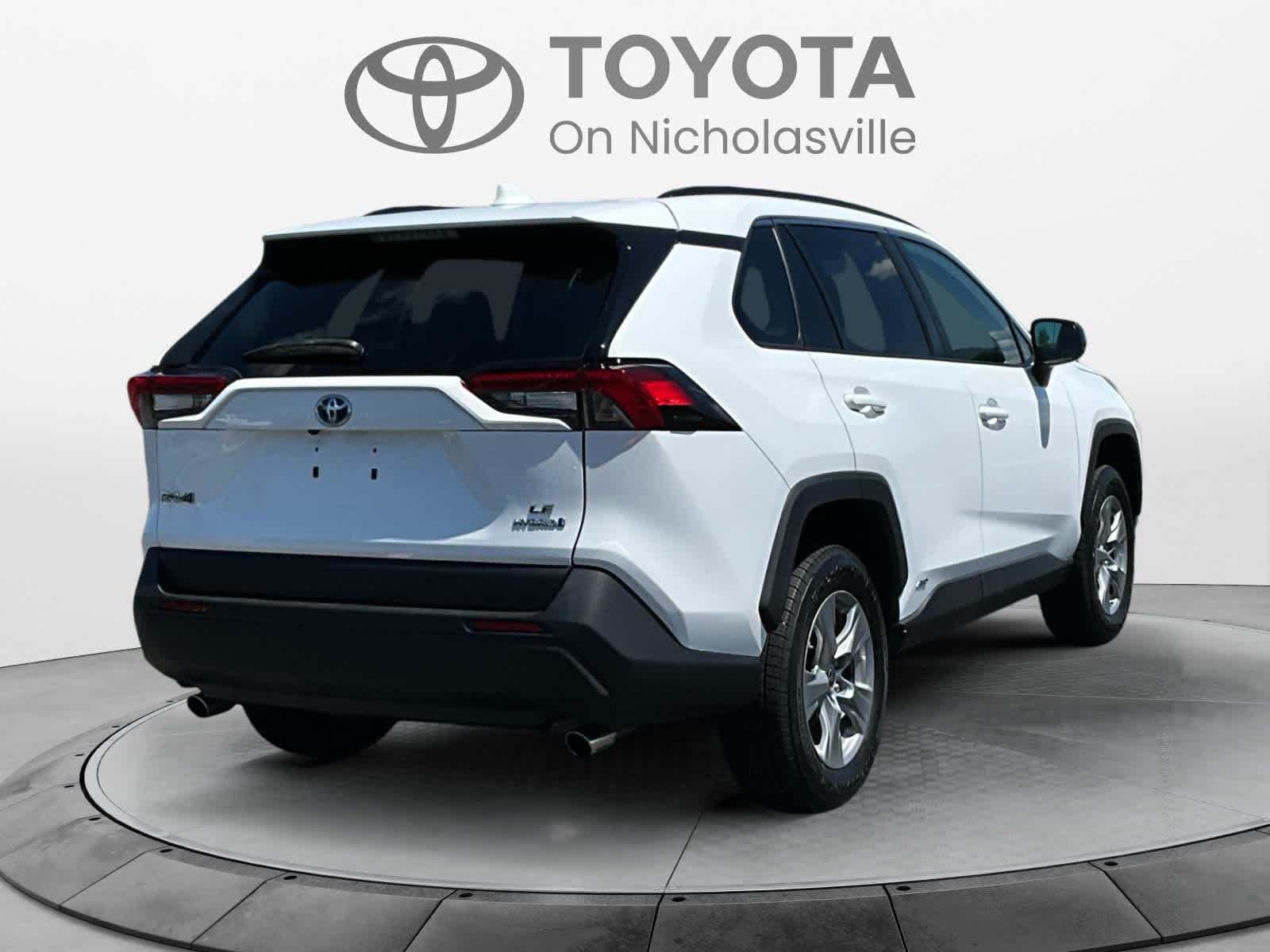 2022 Toyota RAV4 Hybrid LE