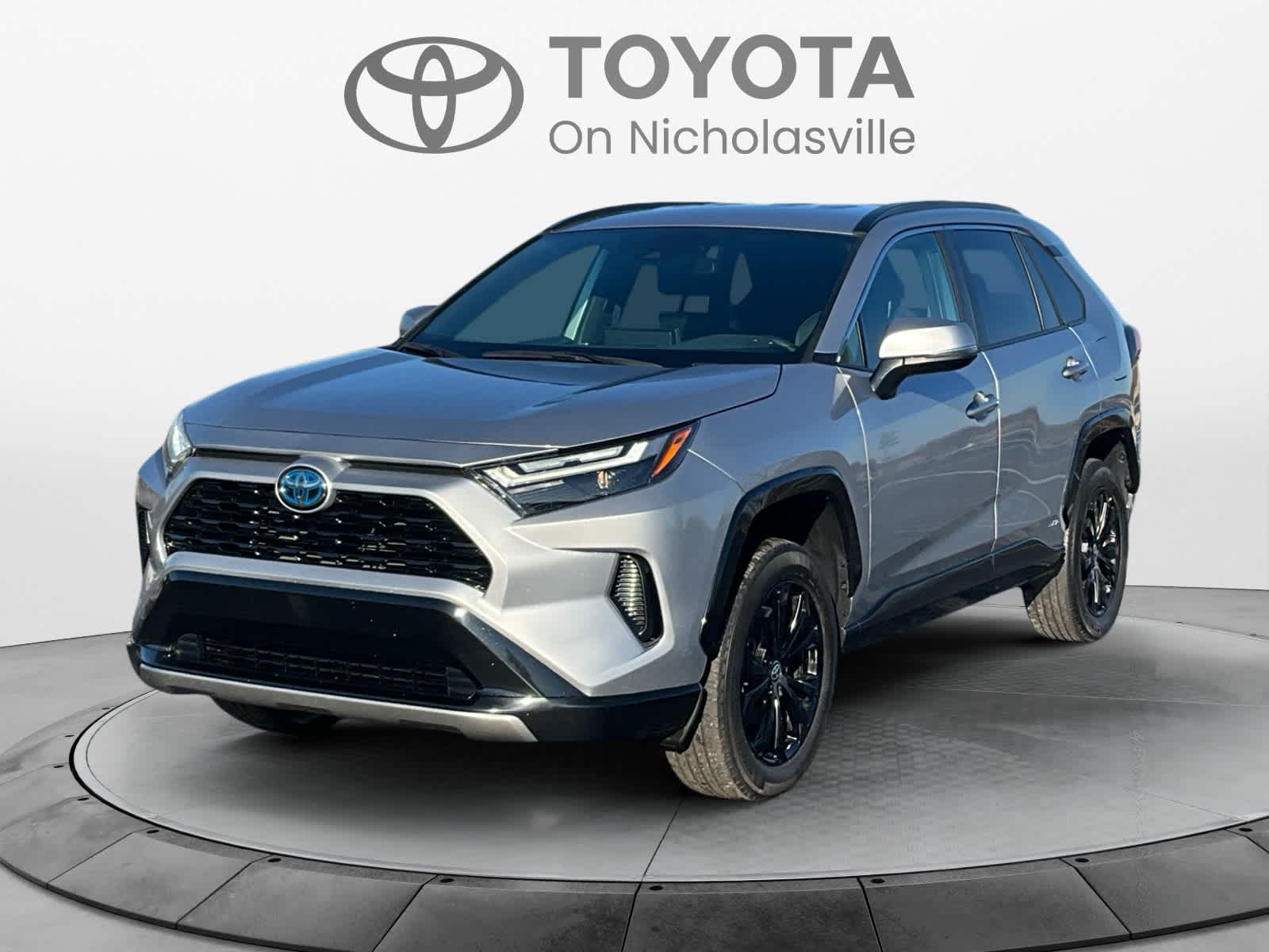 2024 Toyota RAV4 Hybrid SE