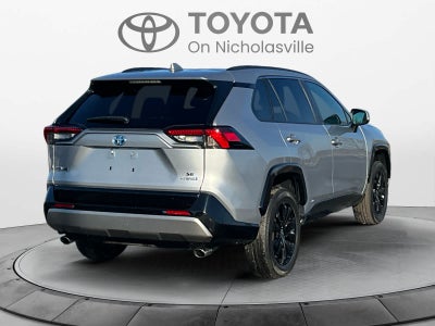 2024 Toyota RAV4 Hybrid SE