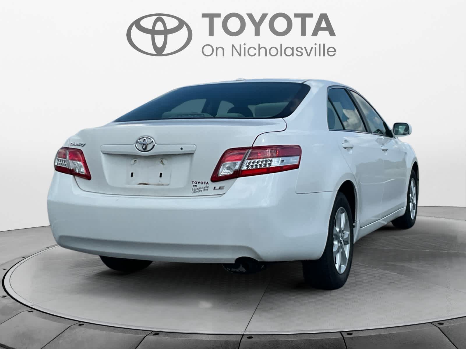 2011 Toyota Camry LE