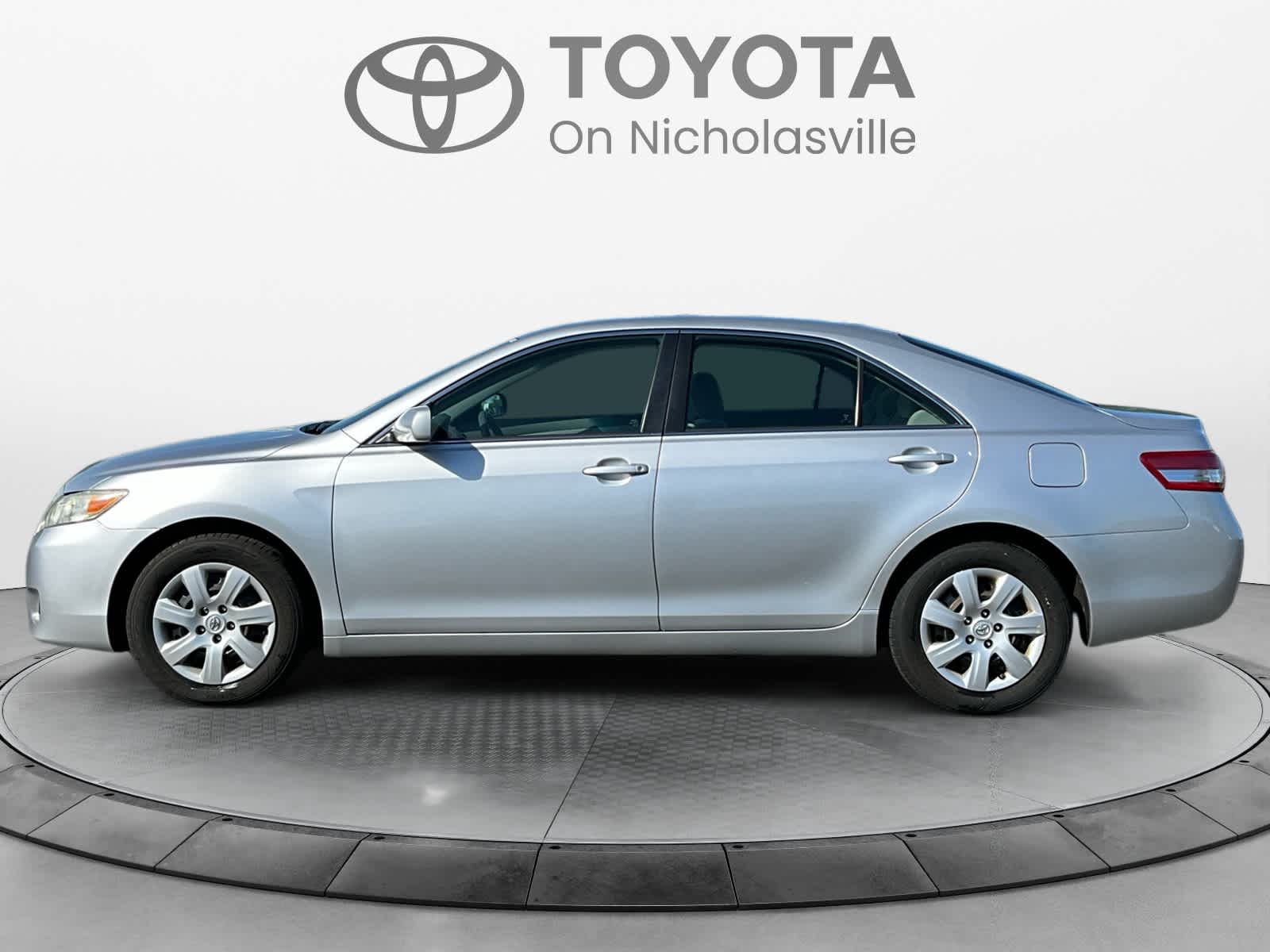 2010 Toyota Camry LE