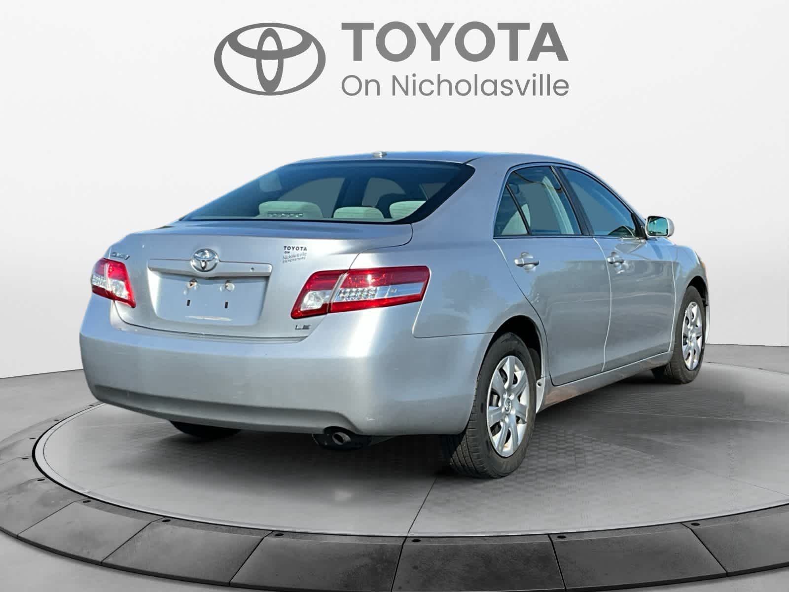 2010 Toyota Camry LE