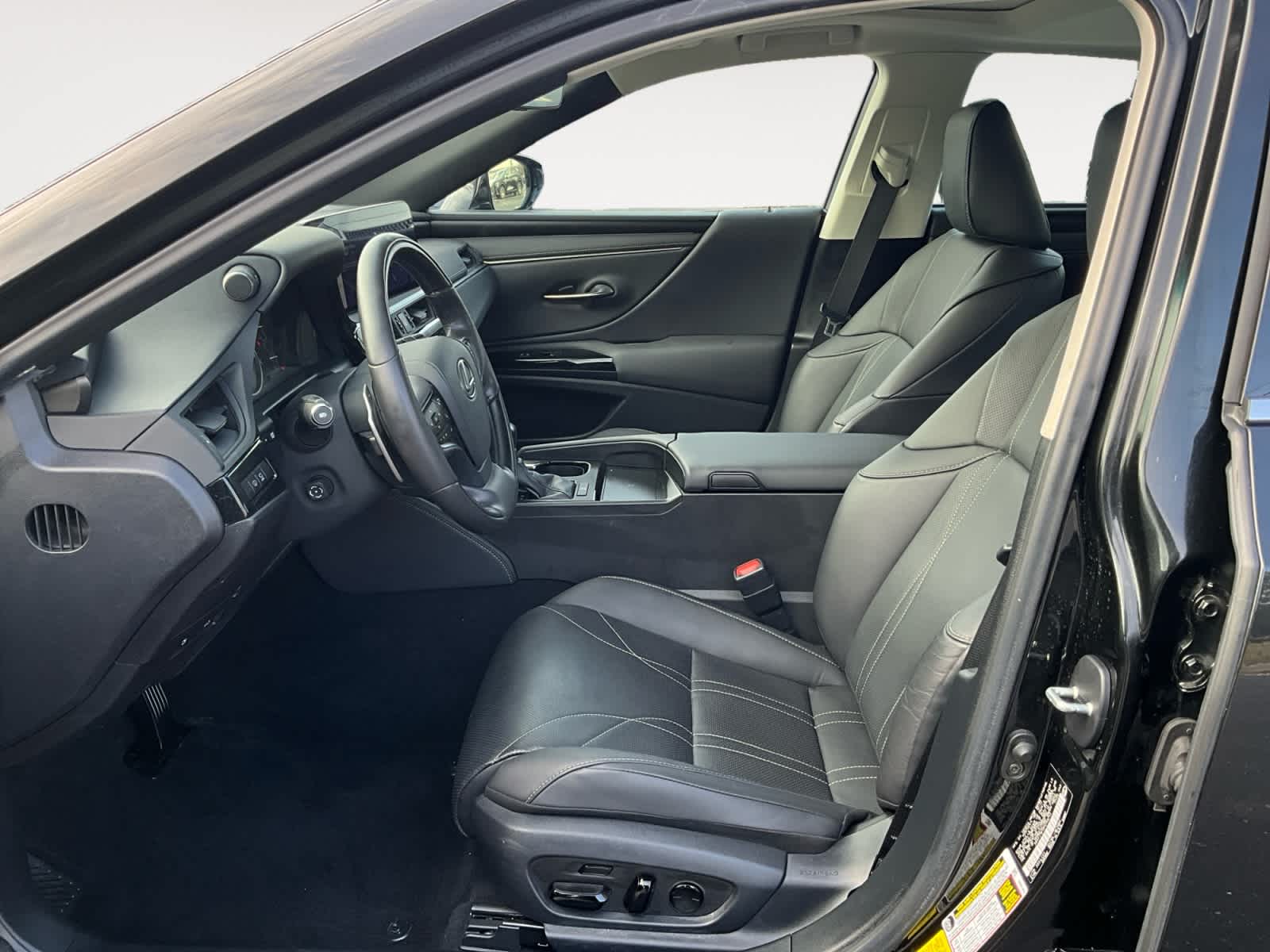 2023 Lexus ES Ultra Luxury