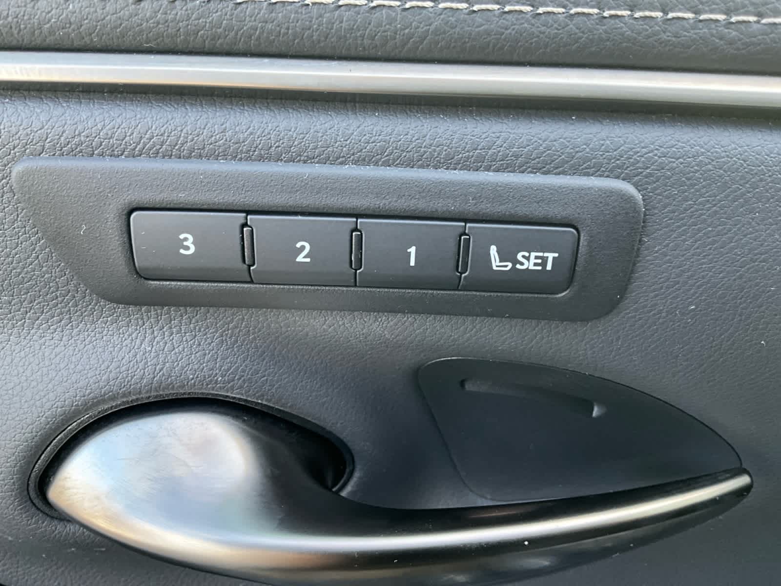 2023 Lexus ES Ultra Luxury