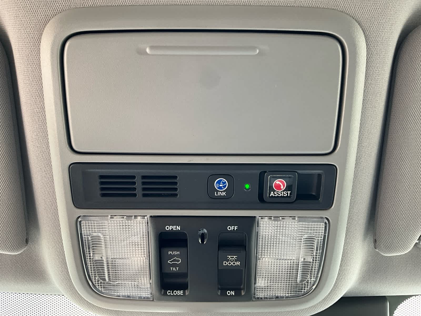 2022 Honda Pilot Touring 7-Passenger