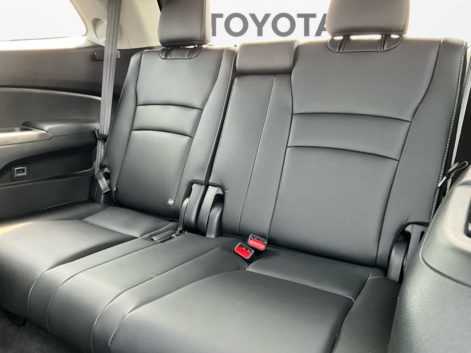2022 Honda Pilot Touring 7-Passenger