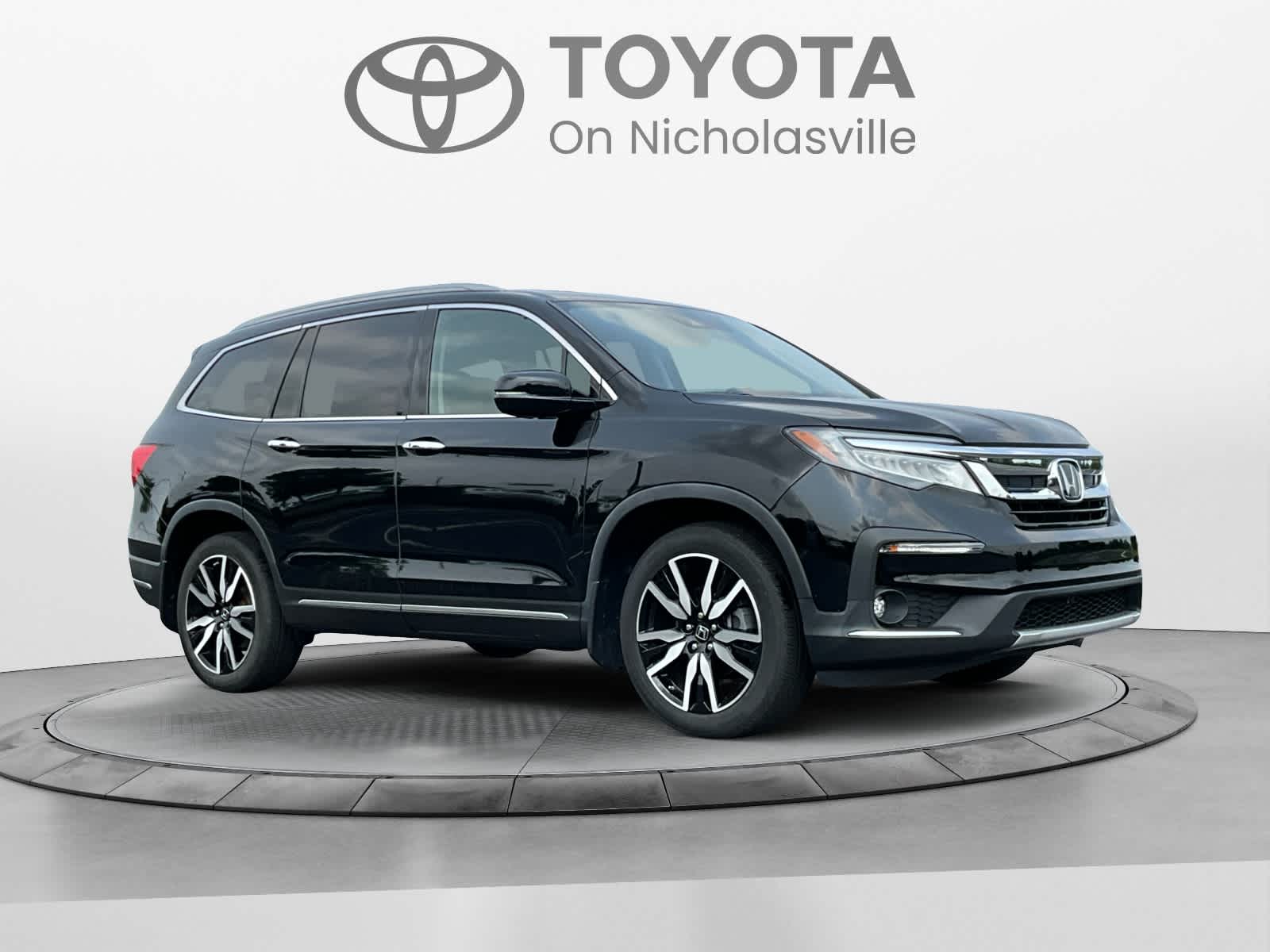 2022 Honda Pilot Touring 7-Passenger