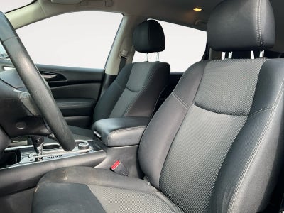 2018 Nissan Pathfinder SV