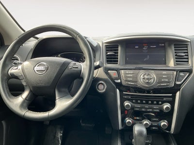 2018 Nissan Pathfinder SV