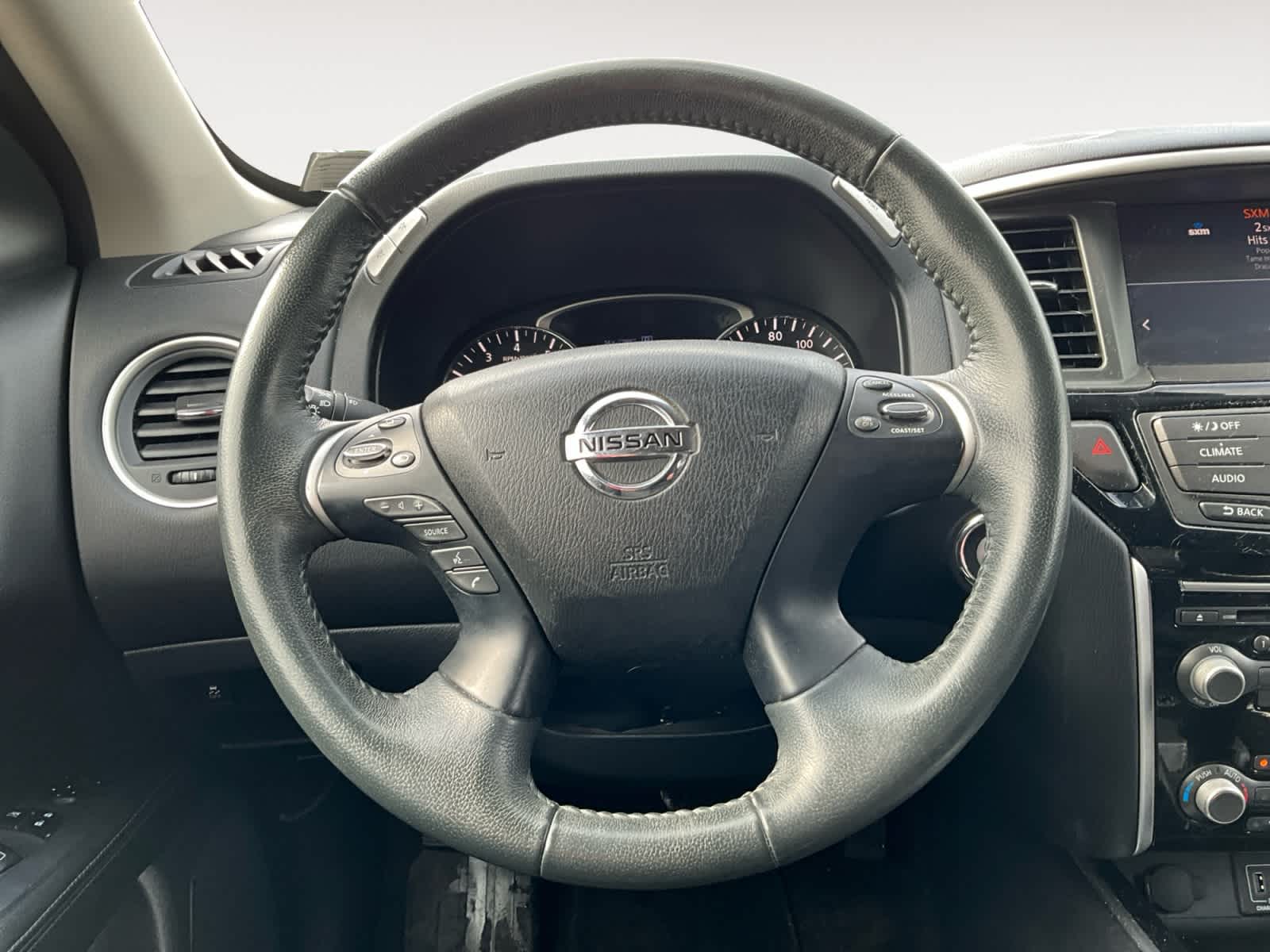 2018 Nissan Pathfinder SV