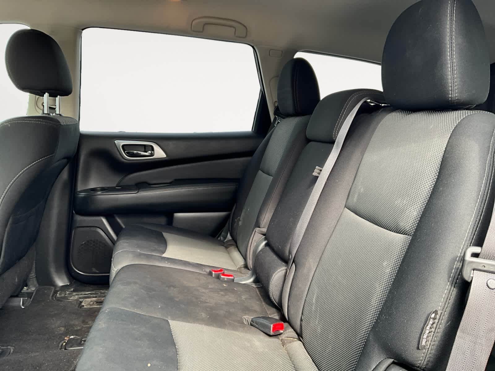 2018 Nissan Pathfinder SV