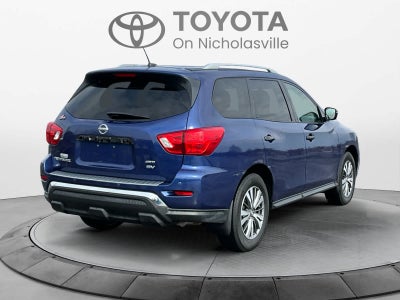 2018 Nissan Pathfinder SV