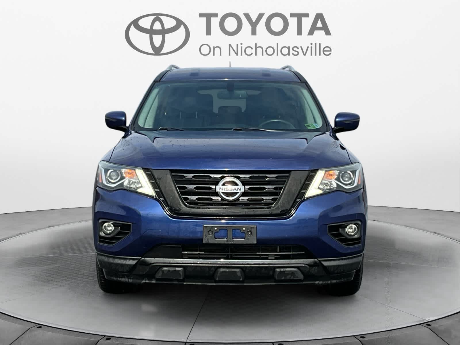 2018 Nissan Pathfinder SV