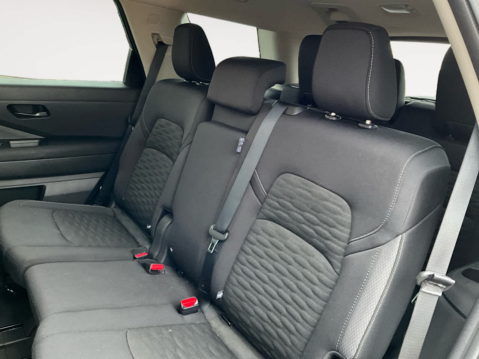 2025 Nissan Pathfinder S