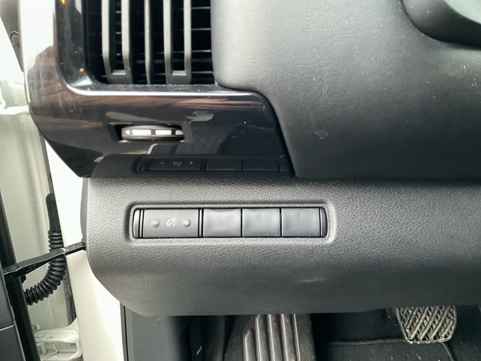 2025 Nissan Pathfinder S