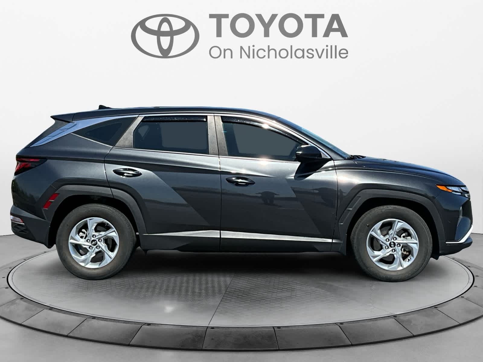 2023 Hyundai Tucson SE