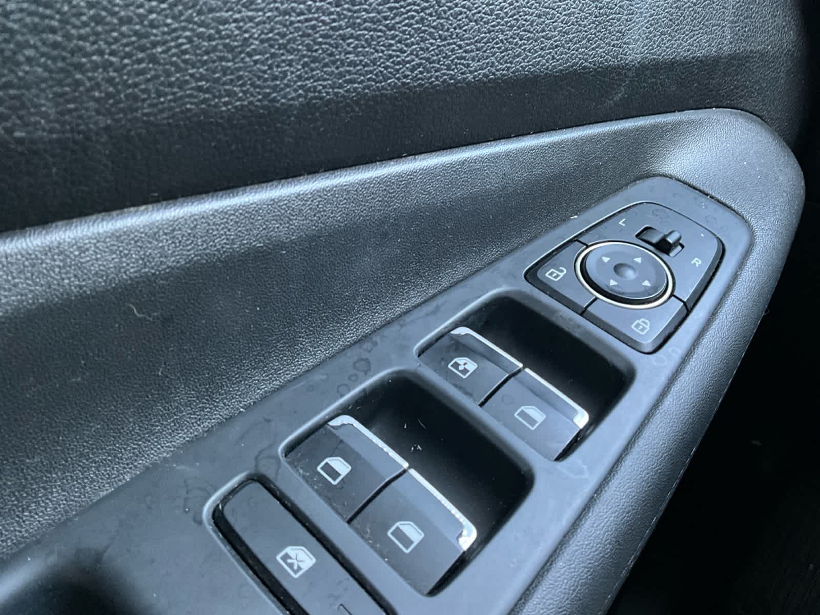 2022 Hyundai Santa Fe SE