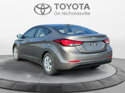 2016 Hyundai Elantra SE