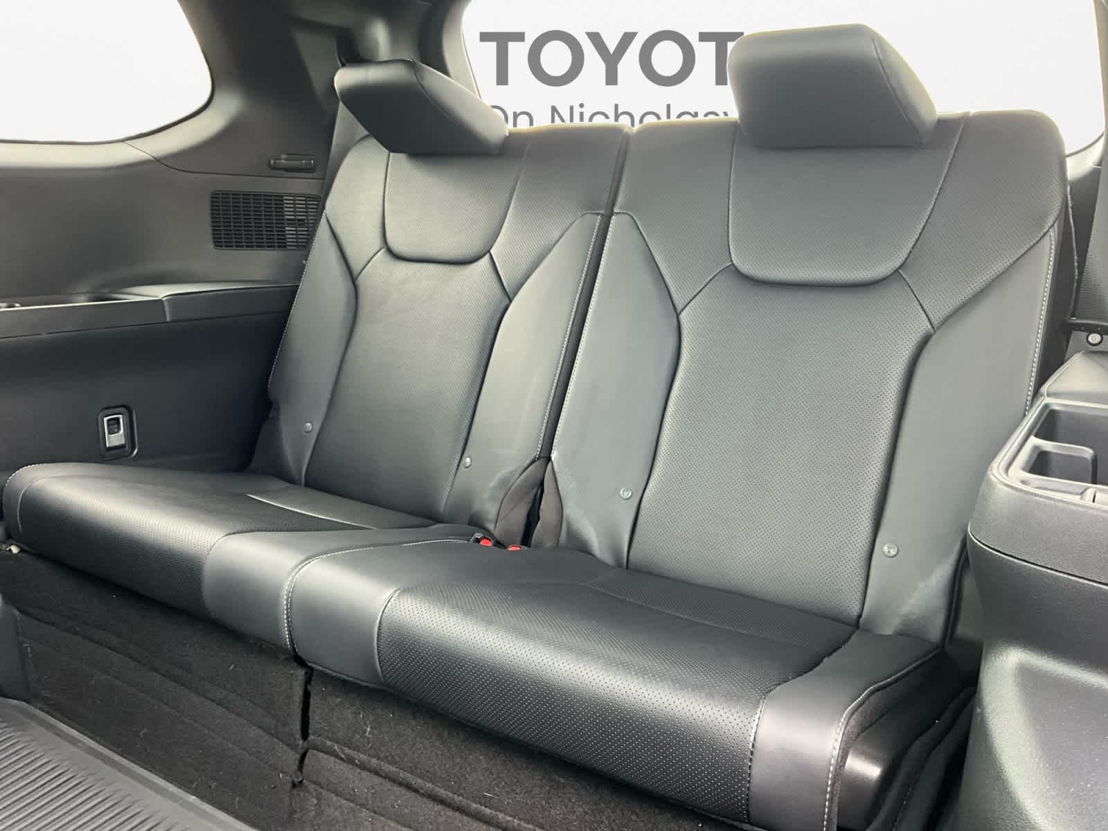 2025 Lexus TX 350 F SPORT Handling