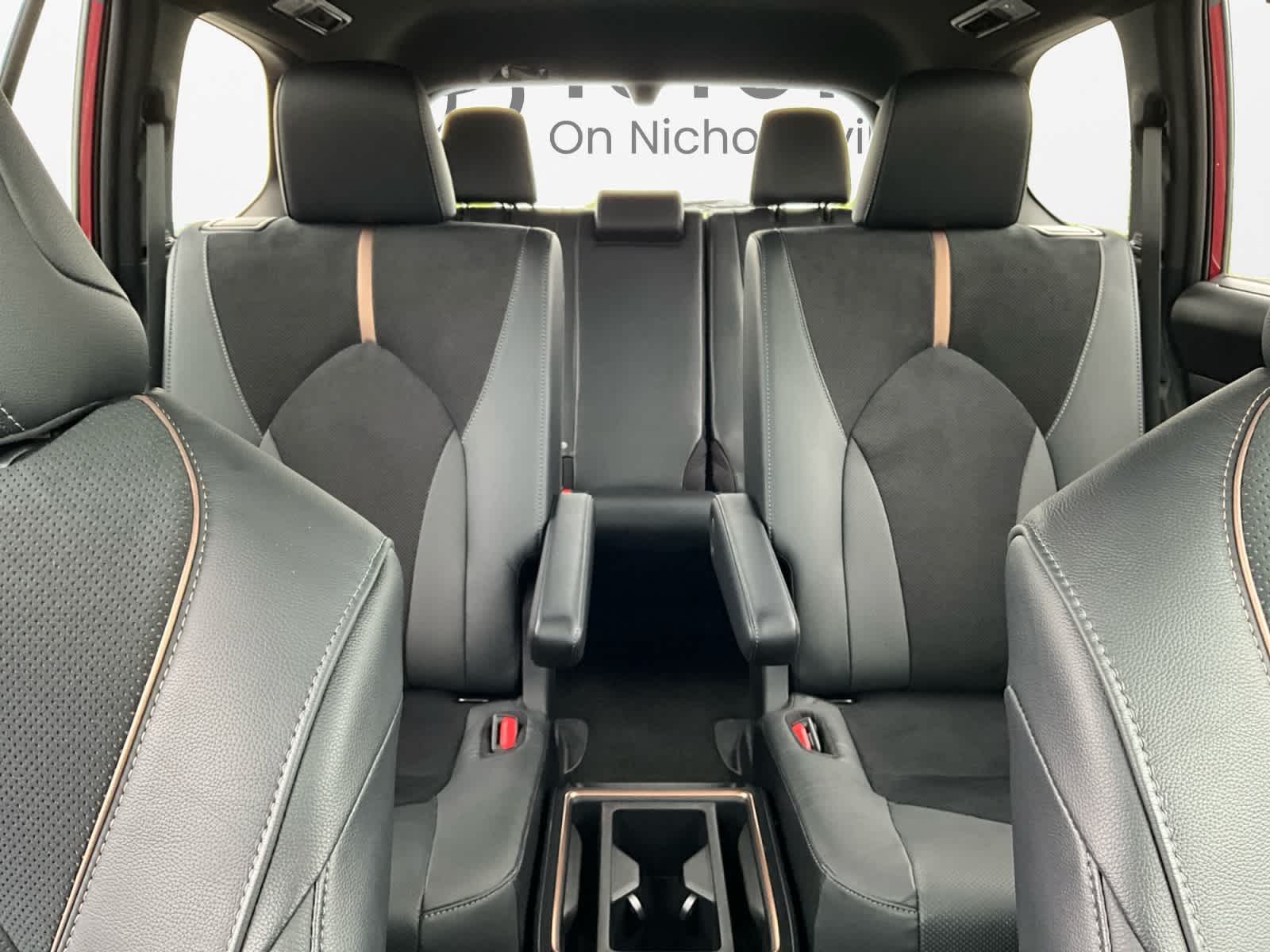 2025 Toyota Grand Highlander Hybrid MAX Platinum