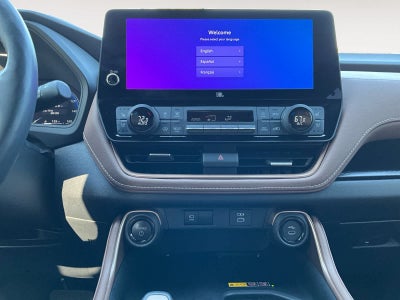 2024 Toyota Grand Highlander Hybrid MAX Platinum
