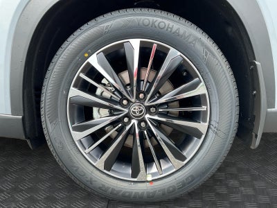2026 Toyota Grand Highlander Hybrid MAX Platinum