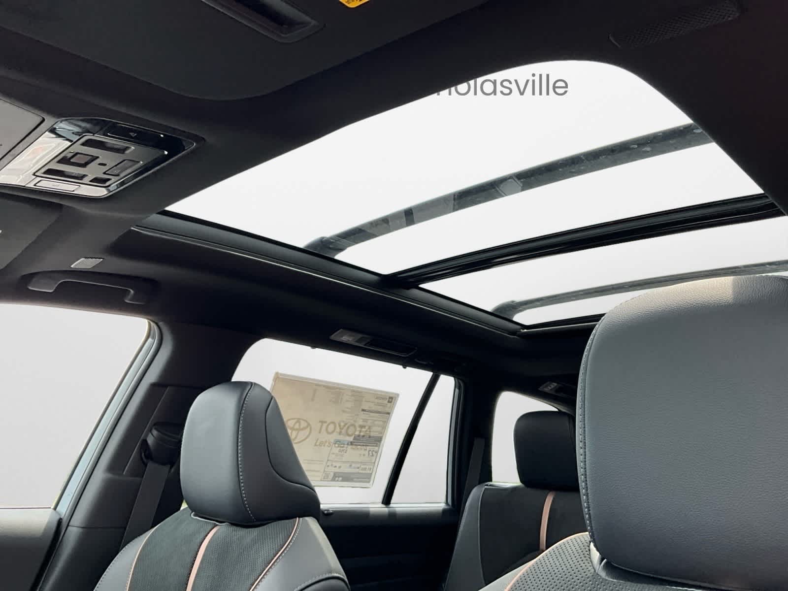 2026 Toyota Grand Highlander Hybrid MAX Platinum