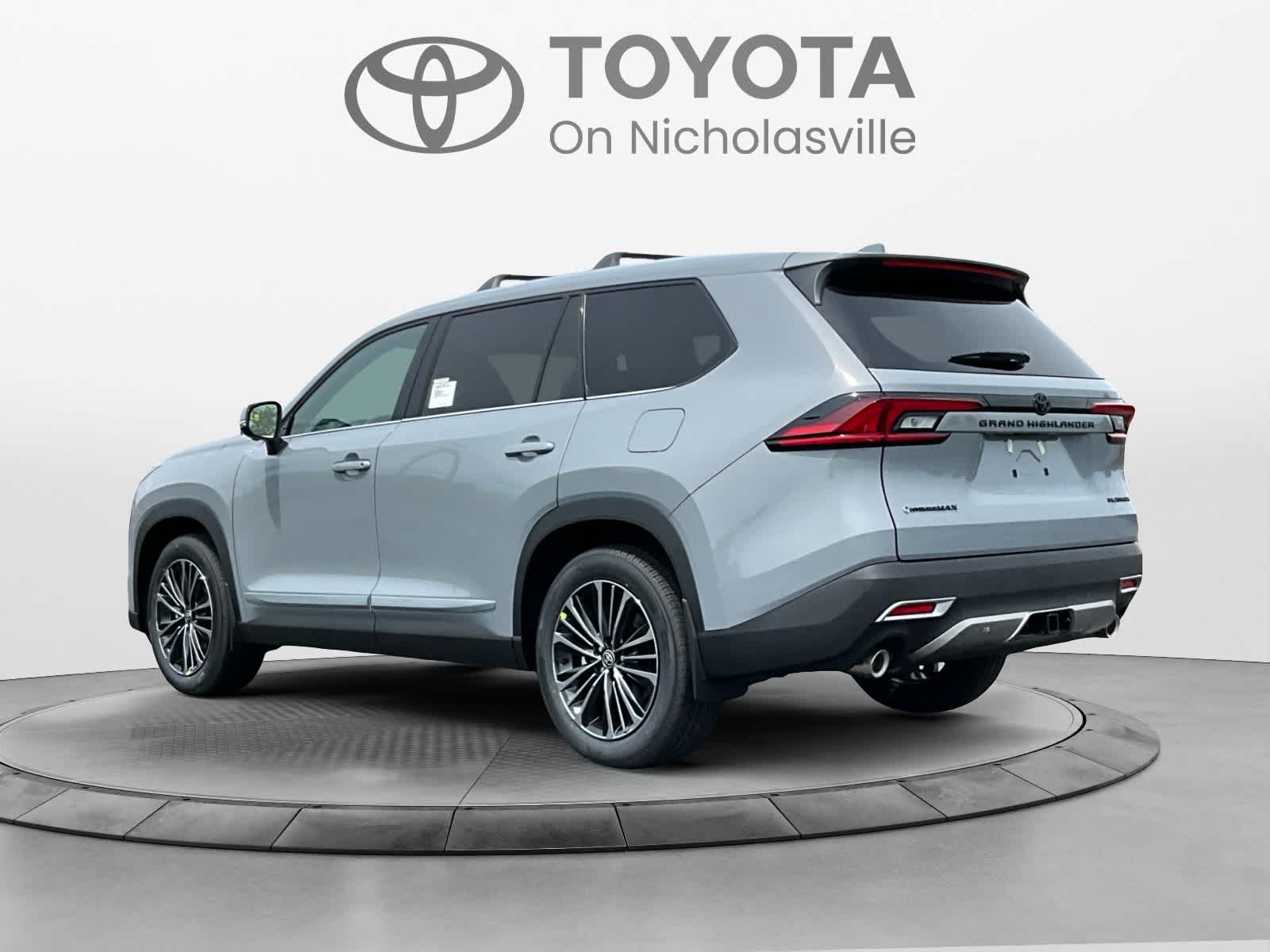 2026 Toyota Grand Highlander Hybrid MAX Platinum
