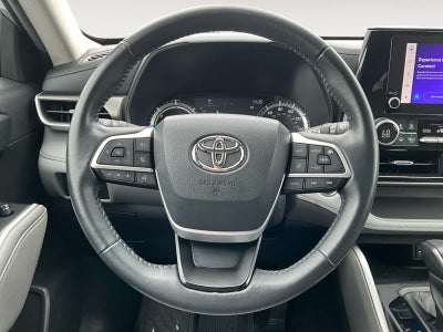 2023 Toyota Highlander Hybrid LE