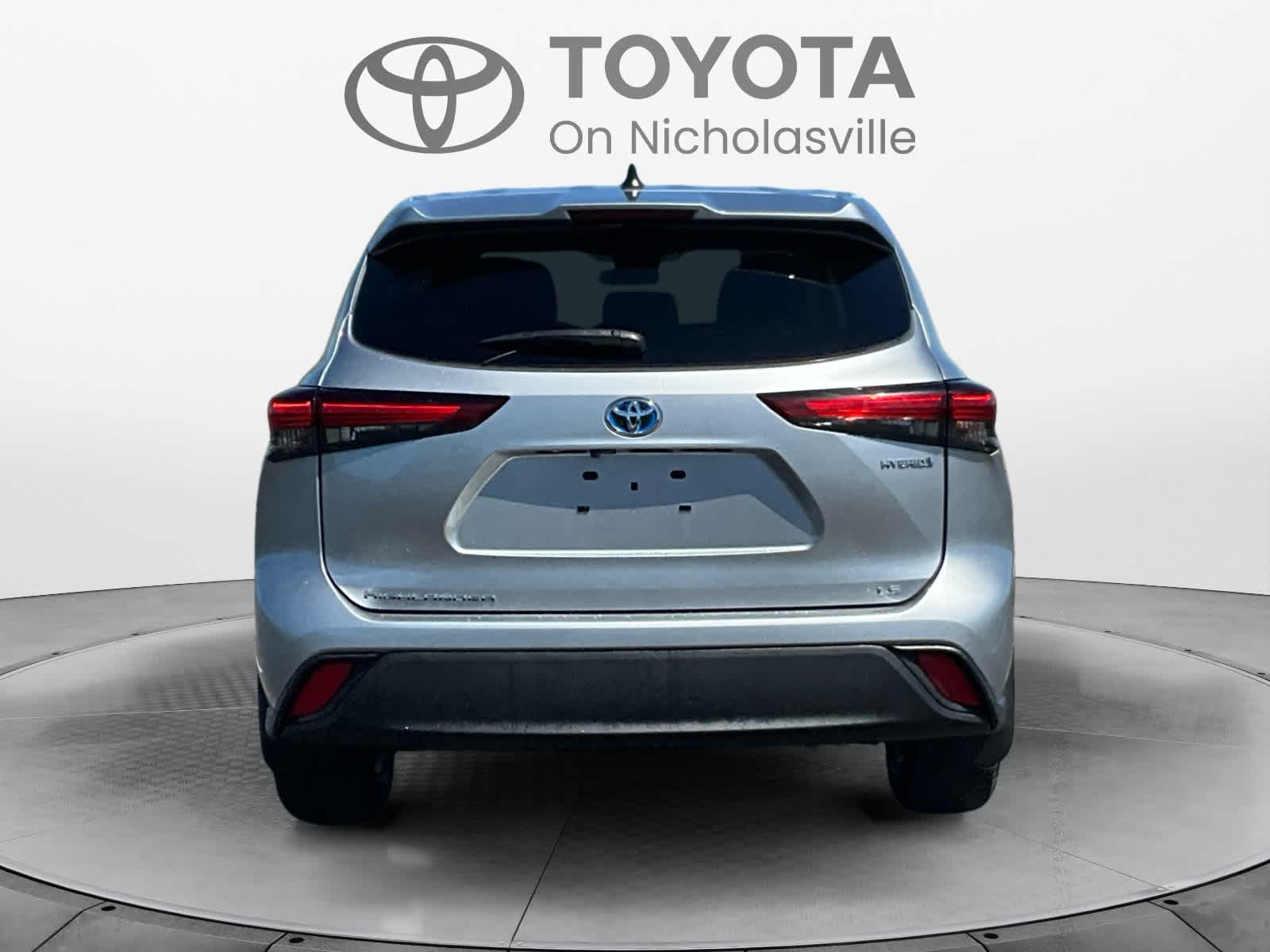 2023 Toyota Highlander Hybrid LE