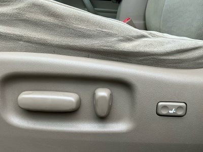 2011 Toyota Highlander Base